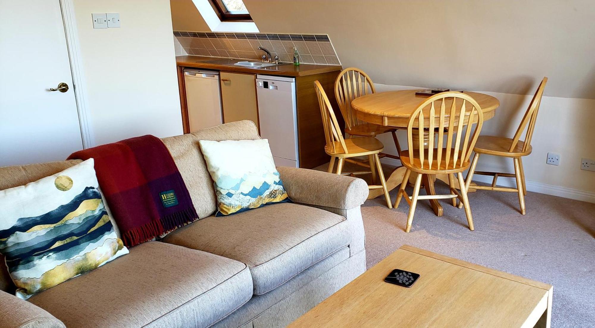 Highland Glen Lodges Rogart Δωμάτιο φωτογραφία