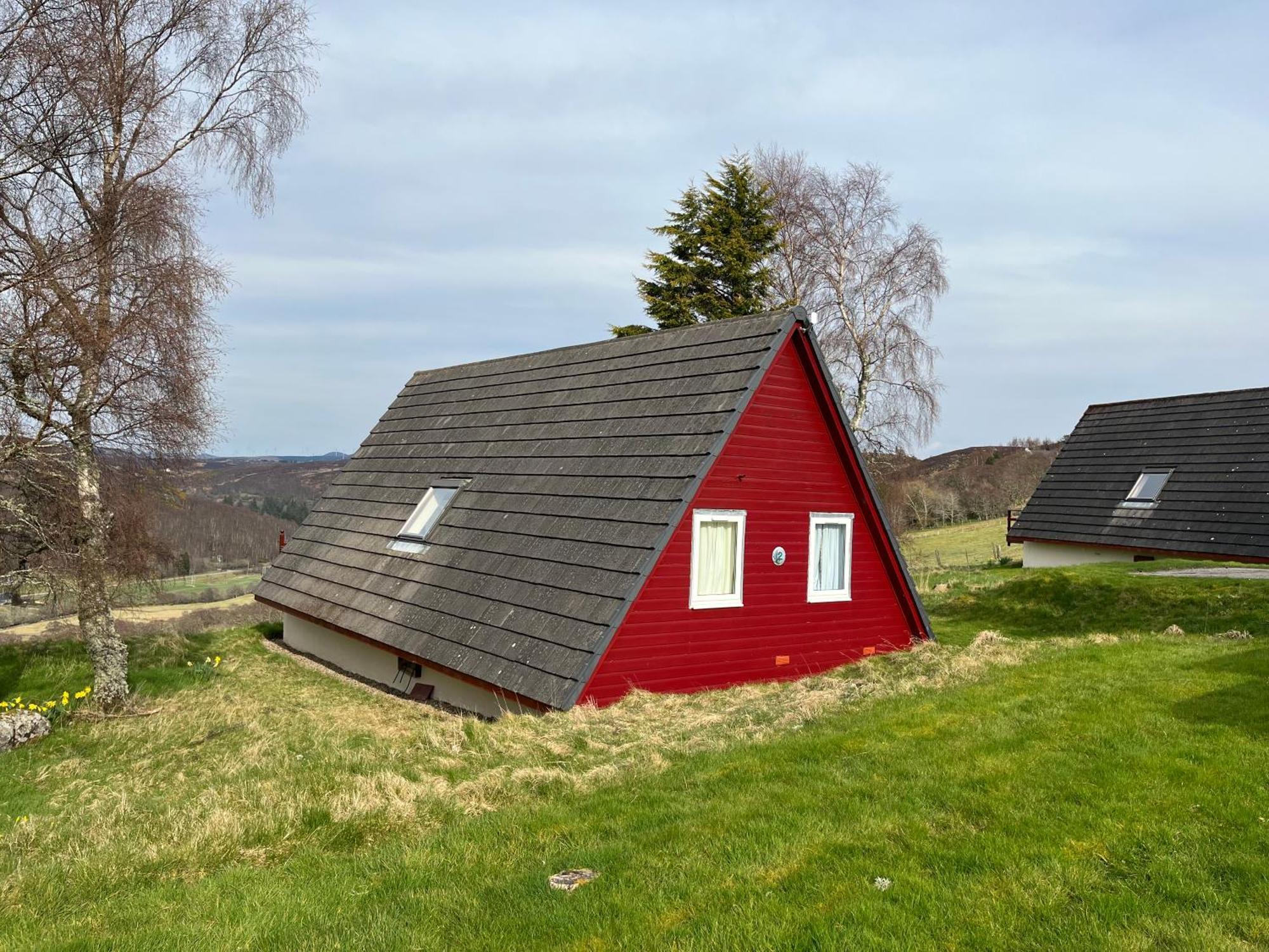 Highland Glen Lodges Rogart Δωμάτιο φωτογραφία